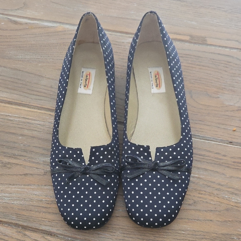 Talbots Dark Blue Polka Dot Flats with Bow
